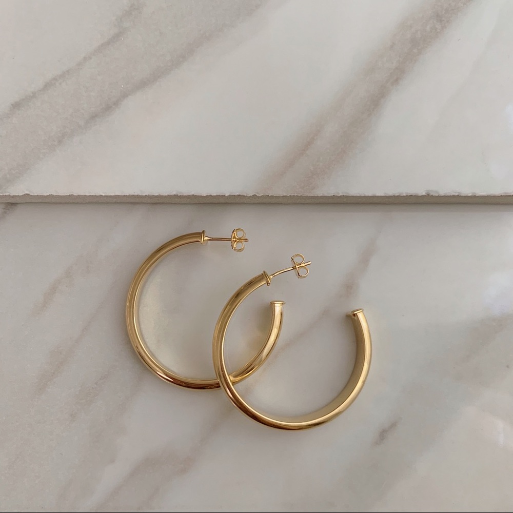 Vestry Hoops | 18k Gold Filled - Picture 4 of 7